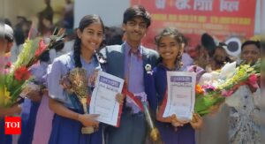 Read more about the article UK Board tenth and twelfth Toppers 2025: Kamal Singh, Jatin Joshi prime class 10, Anushka Rana leads class 12