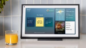 Read more about the article Apple to Launch Sensible Dwelling Hub With AI, Constructed-In Digicam by the Finish of This 12 months: Gurman