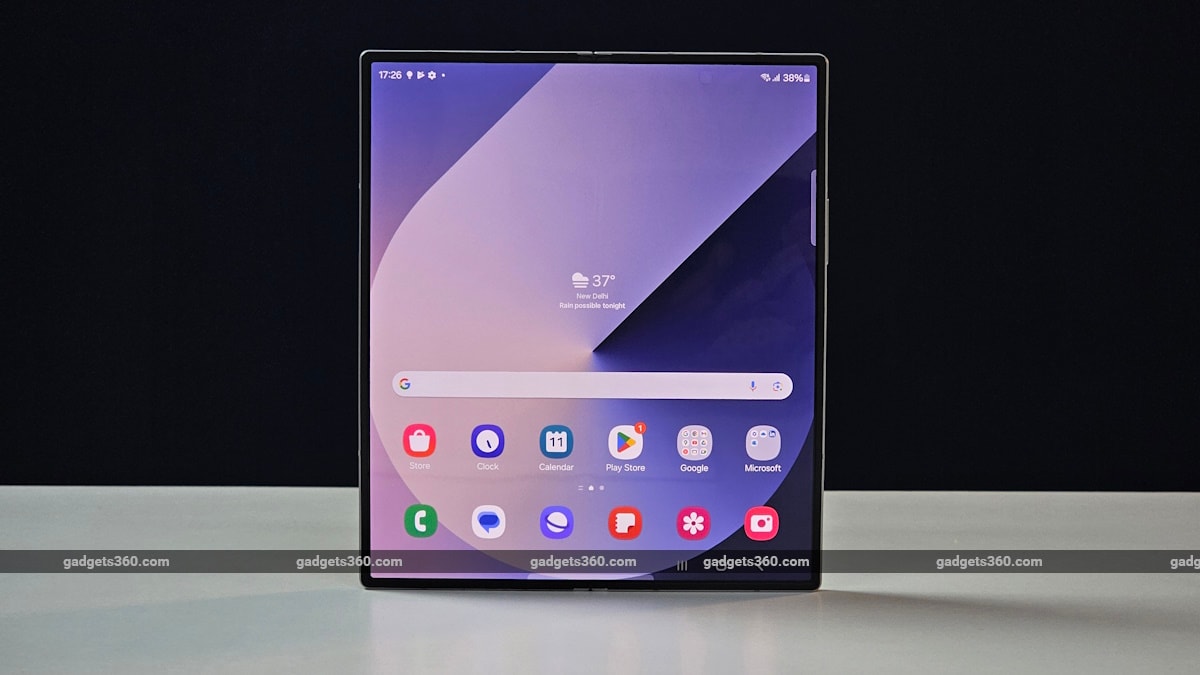 You are currently viewing Samsung Galaxy Z Fold 7 Leaked Renders Trace at Design Adjustments; Storage Choices Tipped